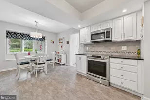 1243 Princeton Ln, West Chester, PA 19380 - Photo 8