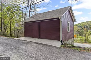 1420 Hollow Rd, Chester Springs, PA 19425 - Photo 14