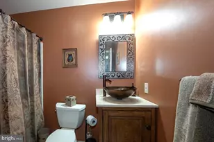 108 Valley Stream Cir, Chesterbrook, PA 19087 - Photo 6