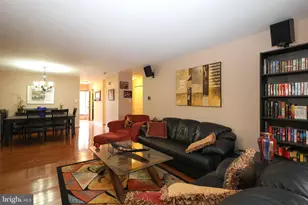 108 Valley Stream Cir, Chesterbrook, PA 19087 - Photo 4