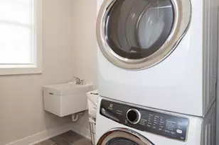 609 Metal St, Phoenixville, PA 19460 - Photo 32