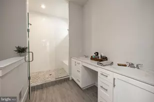 609 Metal St, Phoenixville, PA 19460 - Photo 28