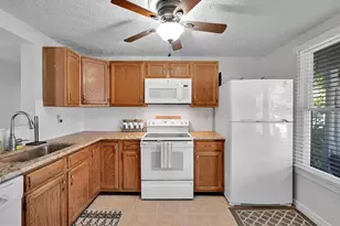 373 Adams St, Coatesville, PA 19320 - Photo 8