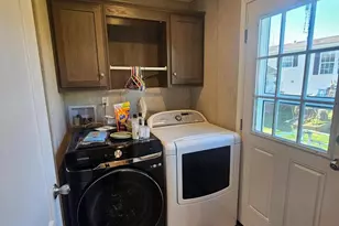 98 Erica Cir, Honey Brook, PA 19344 - Photo 10