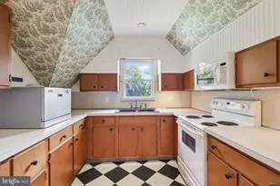 1420 Pennsylvania Ave, Berwyn, PA 19312 - Photo 6