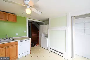 2 E High St, Phoenixville, PA 19460 - Photo 12