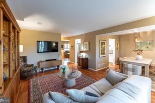 204 Camsten Ct, Chesterbrook, PA 19087 - Photo 14