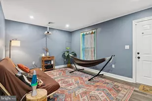 96 S Park Ave, Coatesville, PA 19320 - Photo 2