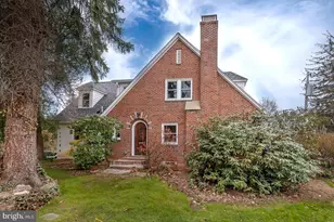 28 Orchard Ln, Berwyn, PA 19312 - Photo 1