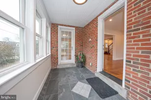 28 Orchard Ln, Berwyn, PA 19312 - Photo 4