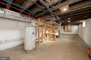 527 W Lancaster Ave, Downingtown, PA 19335 - Photo 40