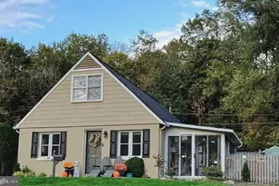 723 Hillside Dr, West Chester, PA 19380 - Photo 2