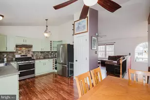 219 Delaware Ave, Oxford, PA 19363 - Photo 6