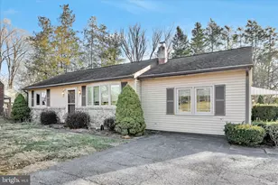 848 S Keim St, Pottstown, PA 19465 - Photo 2