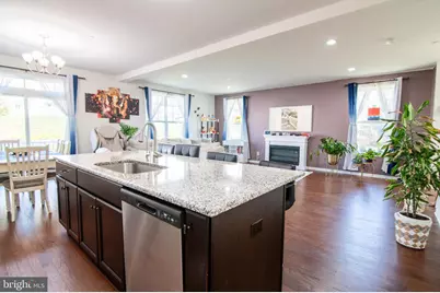 29 N Tompkins Square, Downingtown, PA 19335 - Photo 10