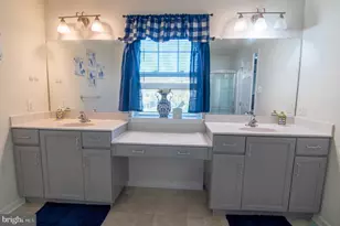 29 N Tompkins Square, Downingtown, PA 19335 - Photo 36