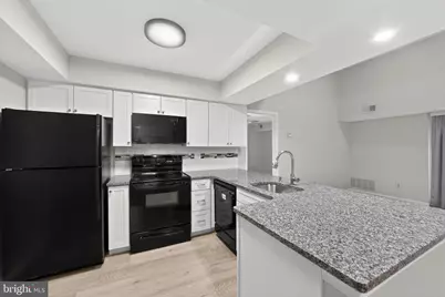 933 Washington Place #33, Chesterbrook, PA 19087 - Photo 6