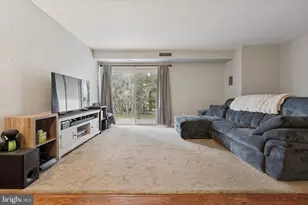 275 Old Forge Crossing, Devon, PA 19333 - Photo 6