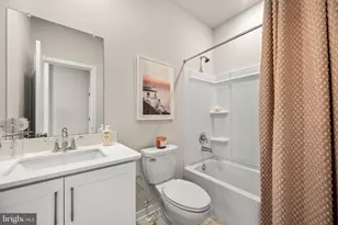 856 Graphite Dr, Phoenixville, PA 19460 - Photo 18