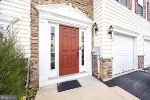 30 Tuxford Ln, Coatesville, PA 19320 - Photo 2