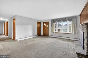 17 Penn St, Coatesville, PA 19320 - Photo 6