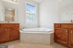 550 Hodgson Cir, West Grove, PA 19390 - Photo 16