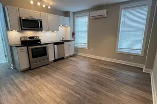 37 Bridge St, Phoenixville, PA 19460 - Photo 2