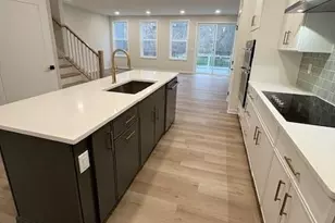 20 Grayson Ln, Downingtown, PA 19335 - Photo 4