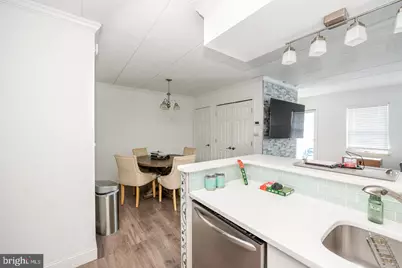 750 E Marshall Street #402, West Chester, PA 19380 - Photo 8