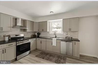 310 Buchanan Drive, Coatesville, PA 19320 - Photo 10