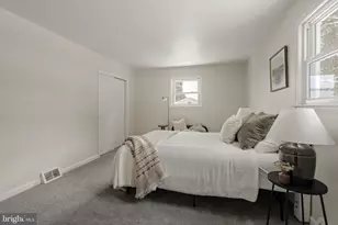 310 Buchanan Dr, Coatesville, PA 19320 - Photo 16