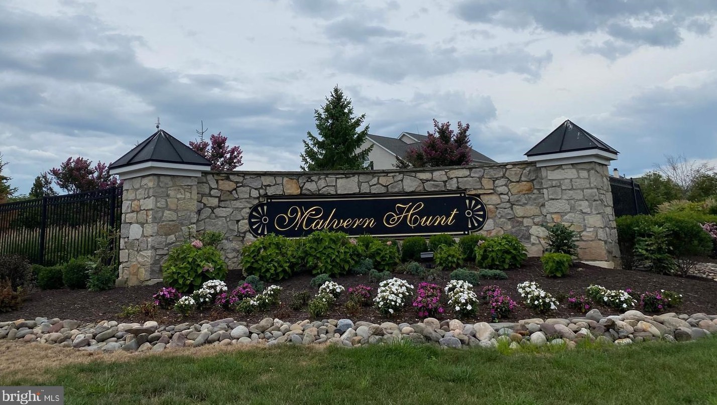 6 Hayworth Cir, Exton, PA 19341-2794