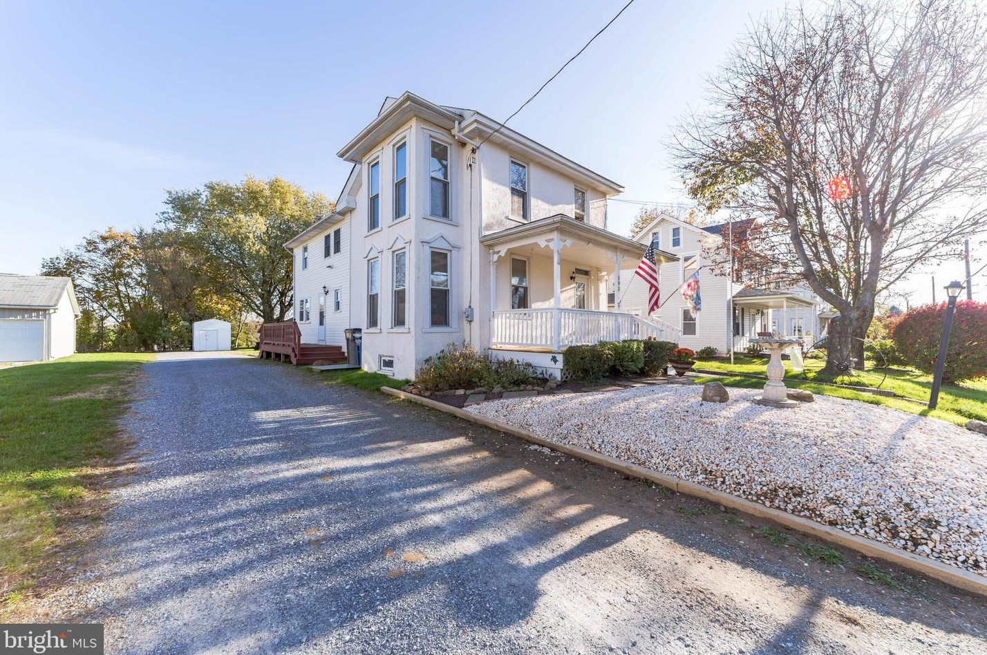 192 Old Limestone Rd, Oxford PA  19363-1053 exterior