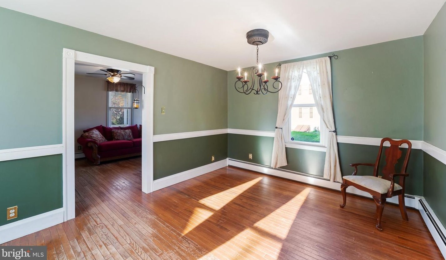 192 Old Limestone Rd, Oxford PA  19363-1053 exterior