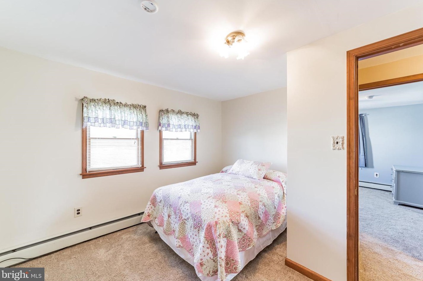 192 Old Limestone Rd, Oxford PA  19363-1053 exterior