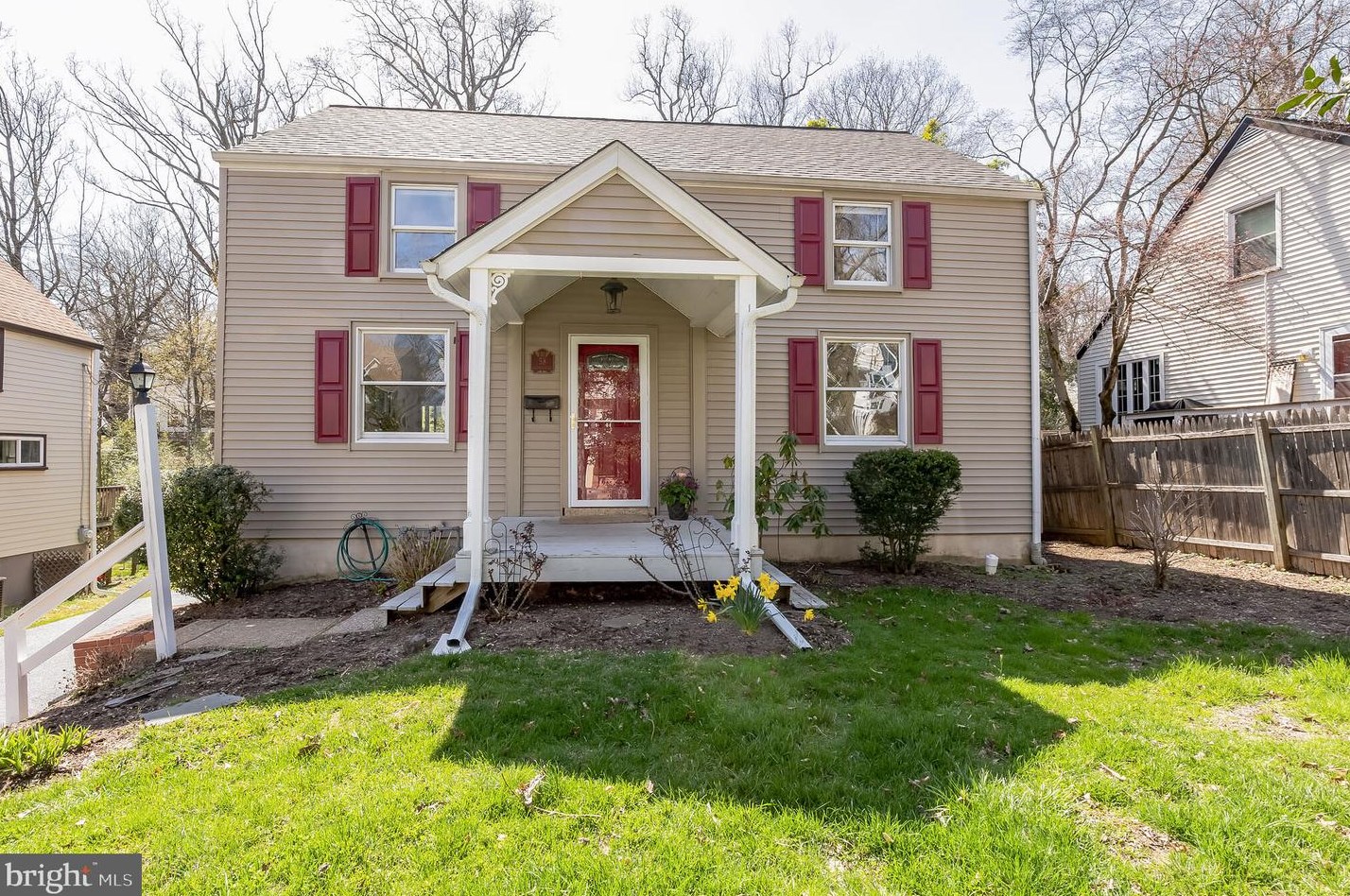 58 Eastwood Rd, Berwyn, PA 19312