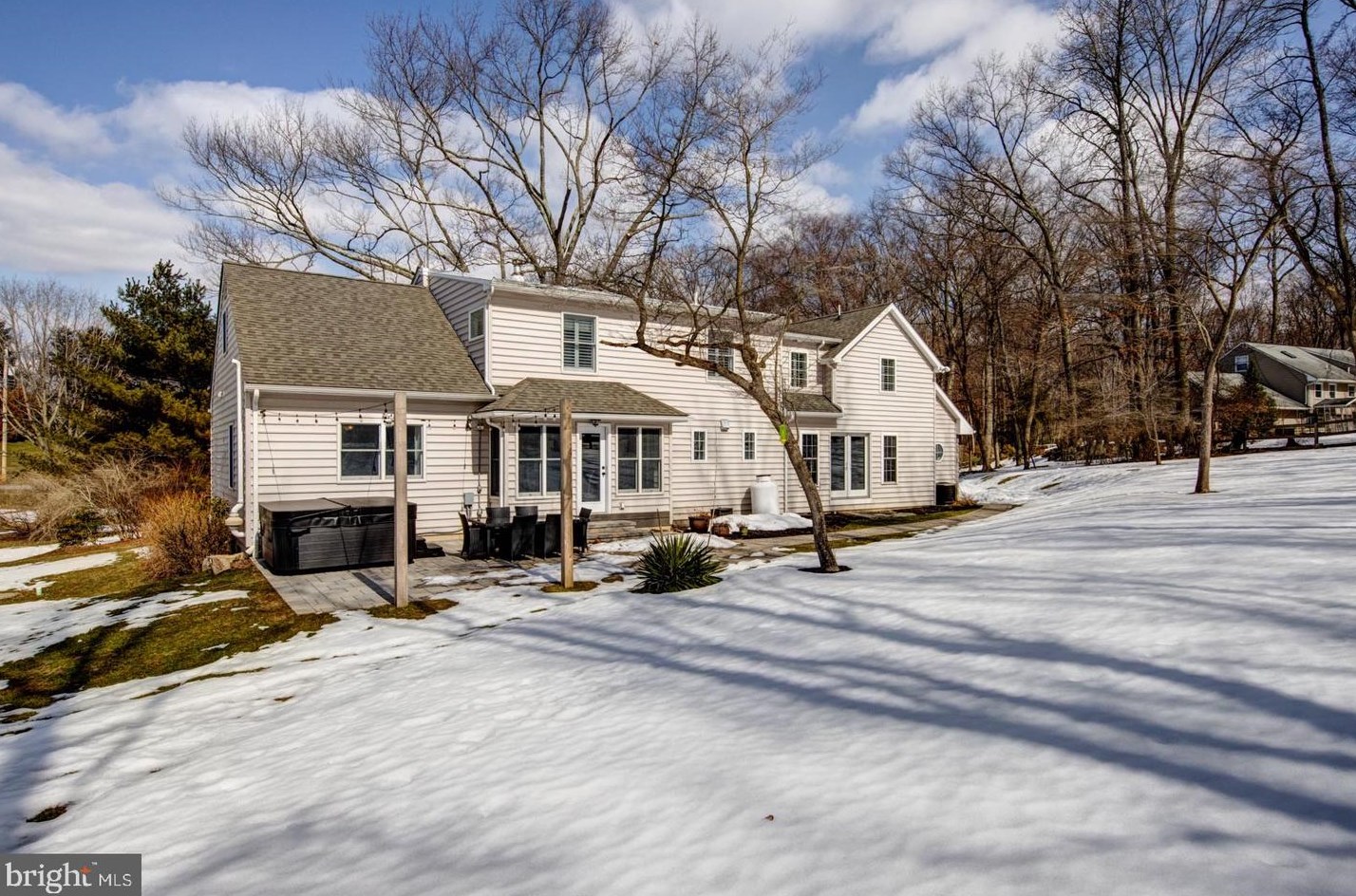 823 Forest Ln, Frazer, PA 19355-2847