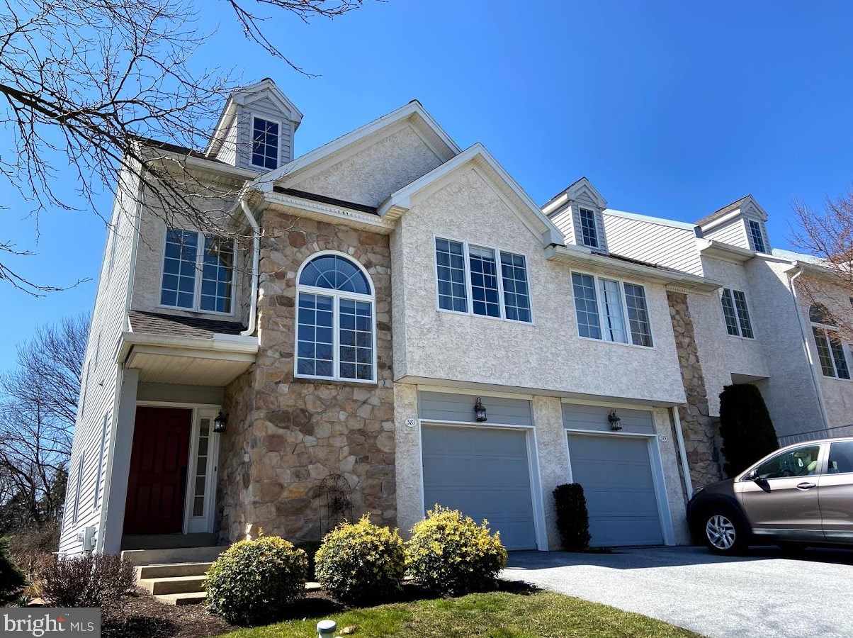 381 Bristol Cir, Exton PA  19341-2075 exterior