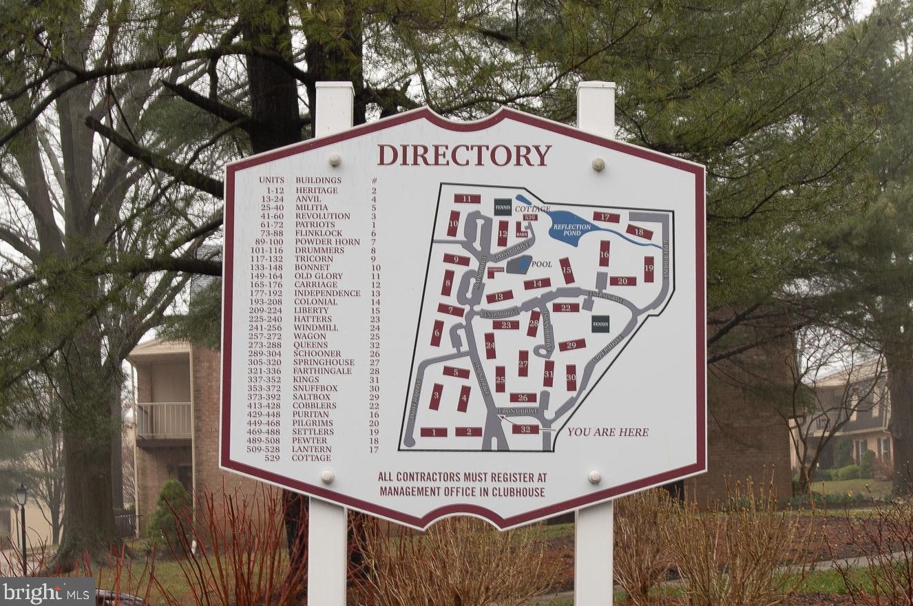 38 Old Forge Xing, Devon, PA 19333