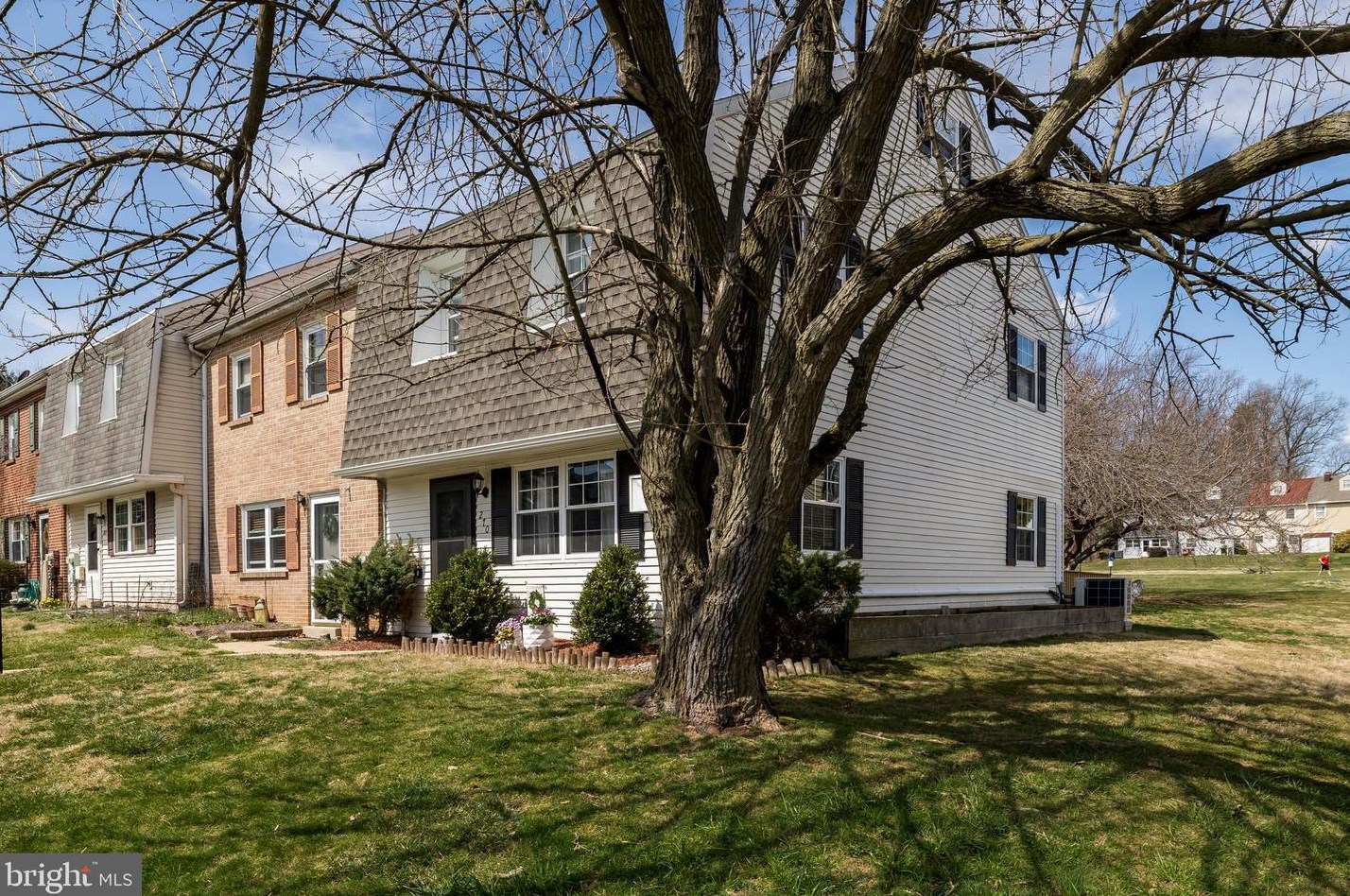 270 Cardigan Ter, West Chester, PA 19380-2124