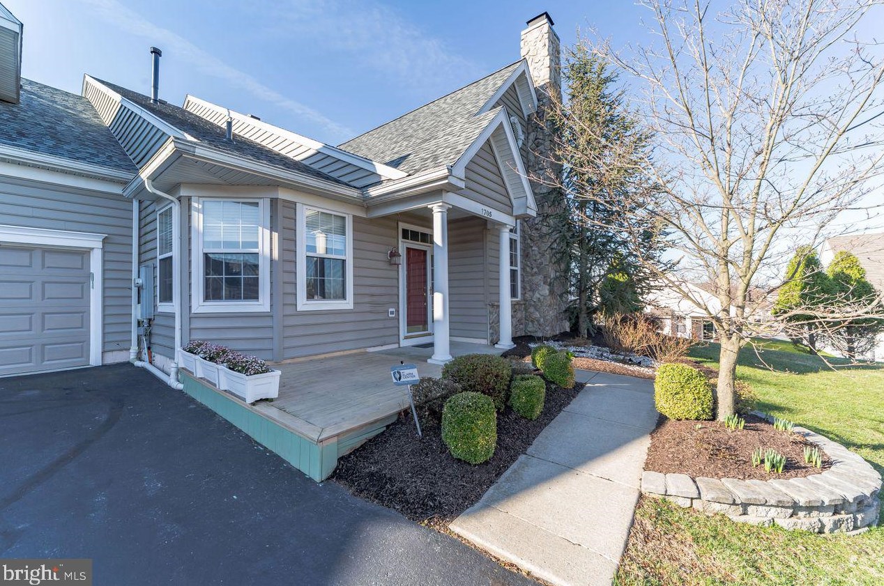 1705 Hulnick Rd, Coatesville, PA 19320