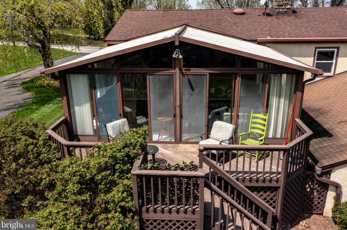 720 Pikeland Ave, Spring City PA  19475-2514 exterior