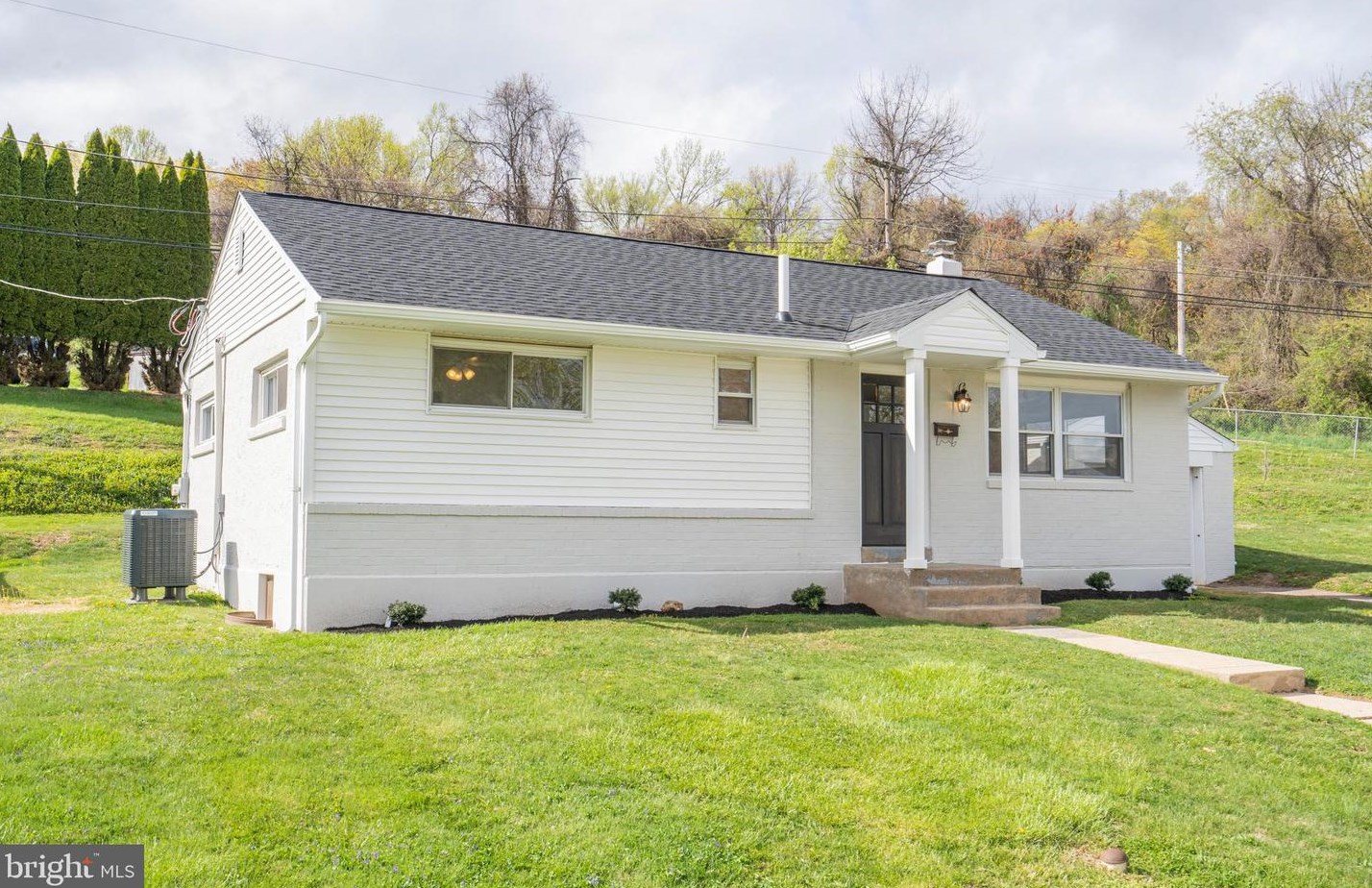 44 Penn Ave, Coatesville, PA 19320