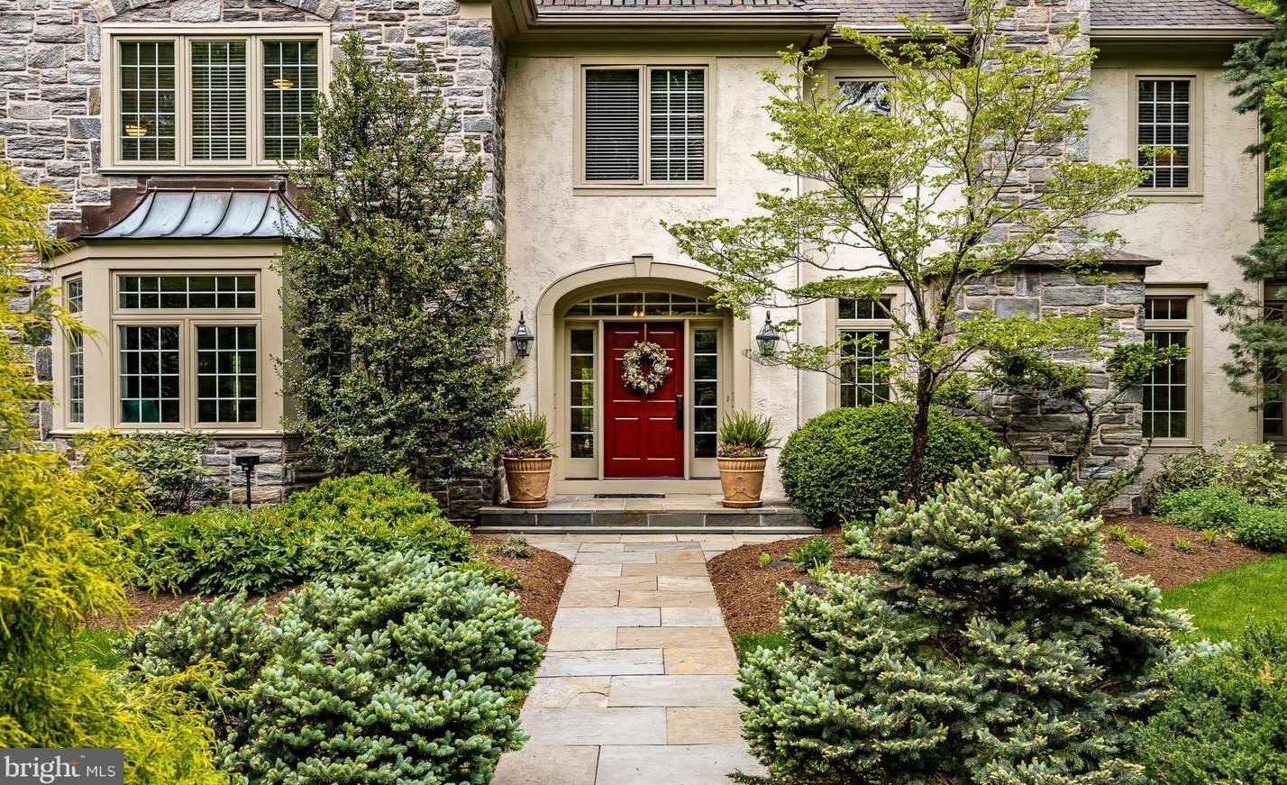 1800 Chautauqua Trl, Frazer, PA 19355-8516