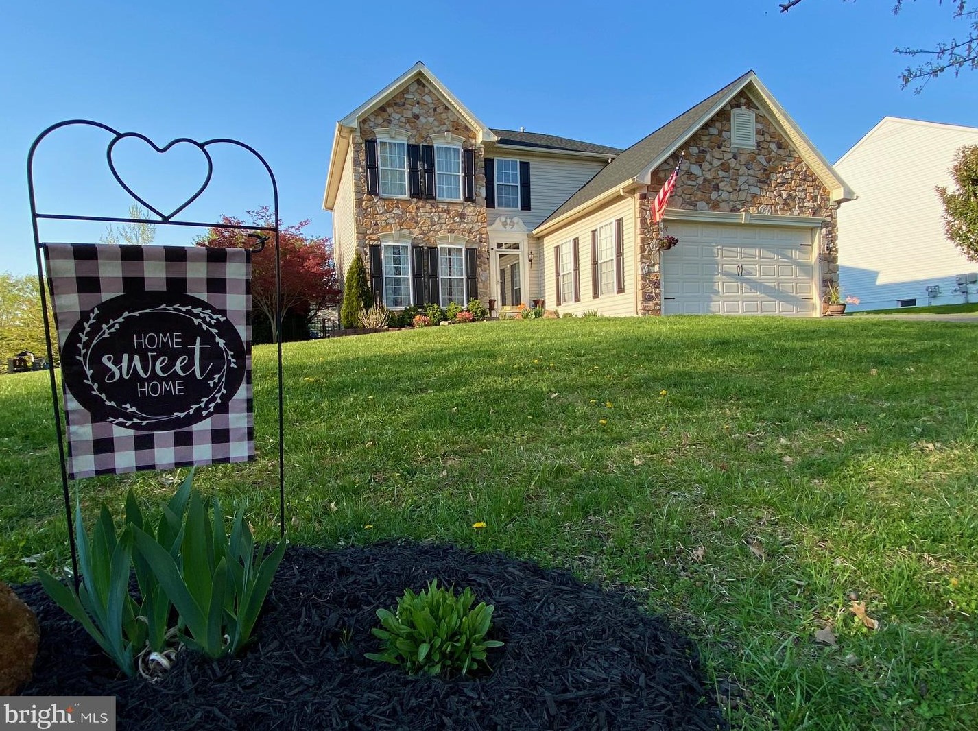 227 Flagstone Cir, Coatesville, PA 19320