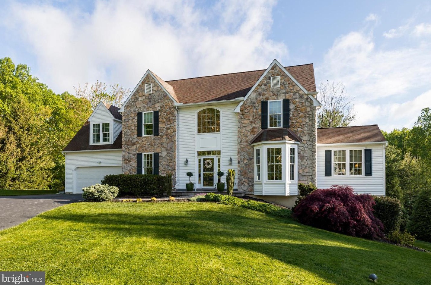 1001 Tesia Ct, Downingtown, PA 19335