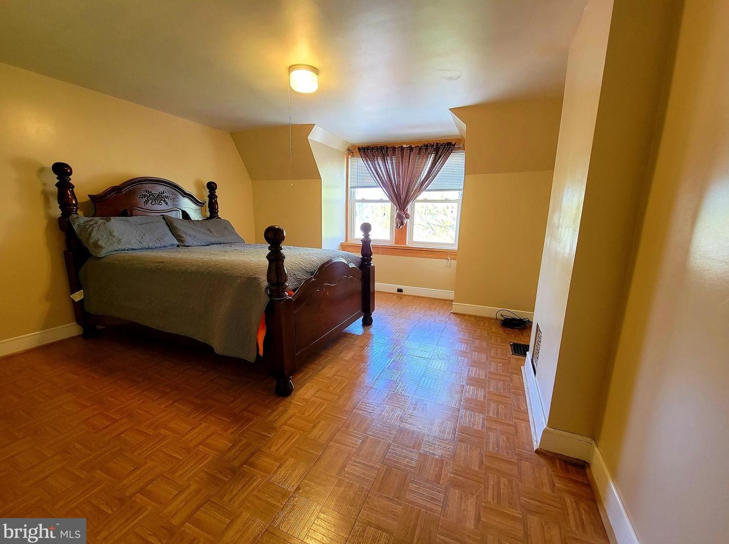128 Chestnut St, West Chester, PA 19380-2516