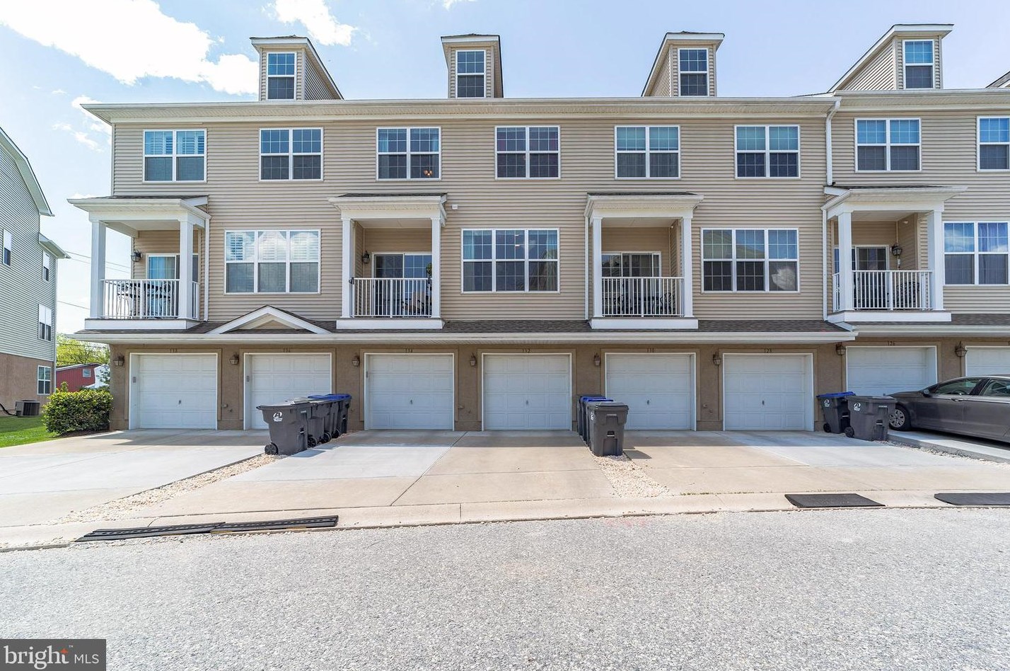 132 Justin Dr, West Chester, PA 19382-3428