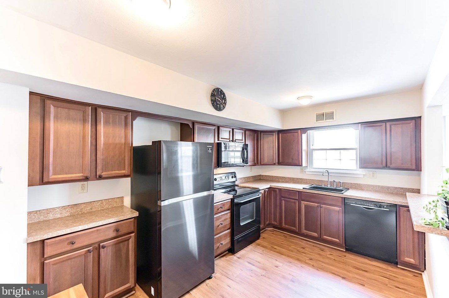 299 Anglesey Ter, West Chester, PA 19380-2133