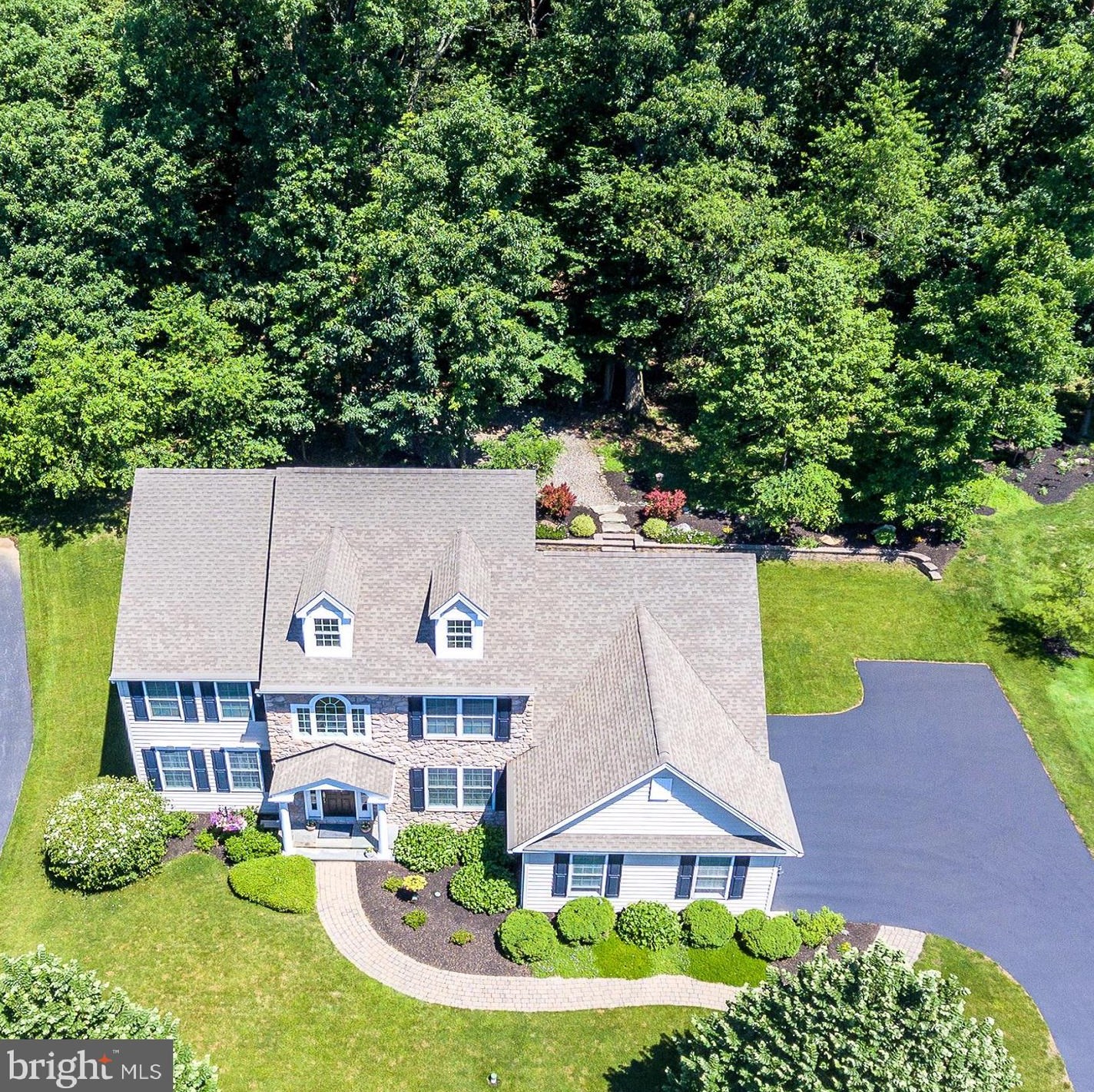 133 Sidesaddle Ln, Romansville, PA 19320-4556